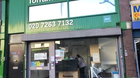 Threatened with the police for videoing OUTSIDE Torrance Dental Care, Finsbury Park, London