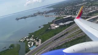 Southwest Airlines 737-800 takeoff Tampa - Birmingham