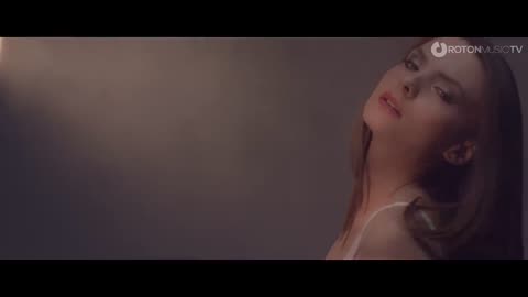 Akcent feat Lidia Buble & DDY Nunes - Kamelia (Official Music Video