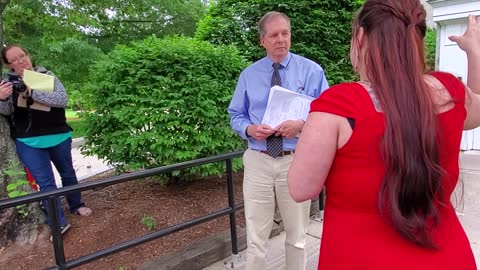 Marylyn Todd delivers petition for statewide audit of all ballots in New Hampshire - 2