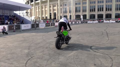 Freestyle motorcycle stunt show🏍️