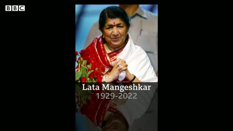 Beloved Indian singer Lata Mangeshkar dies at 92 - BBC News