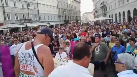 Proteste a Trieste contro la dittatura sanitaria