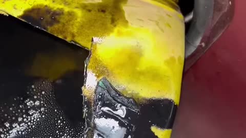 Automobile oil discharge