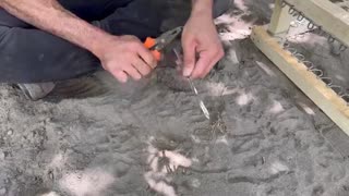 WILDERNESS SURVIVAL FISHING TECHNIQUES - FISH TRAP 64