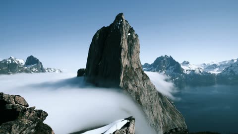 Breathtaking Mountain timelapse, wonderful sight...