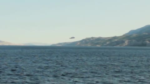 Low-Flying UFO Filmed Over Adriatic Sea Disappears Into Thin Air