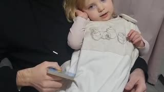 Scottish toddler says night night in 3 different languages