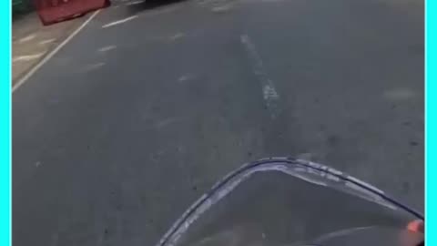 bike crashed 😯😯😯