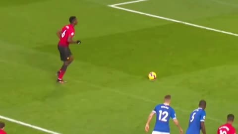 watch this pogba penalty carefully