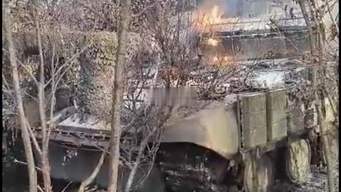 🇷🇺🇺🇦 Ukrainian tank T-64BV after the arrival of the Lancet.