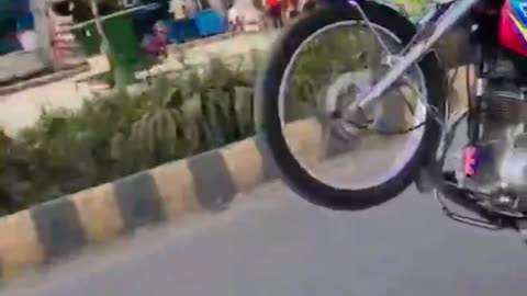 One Wheelar Accident