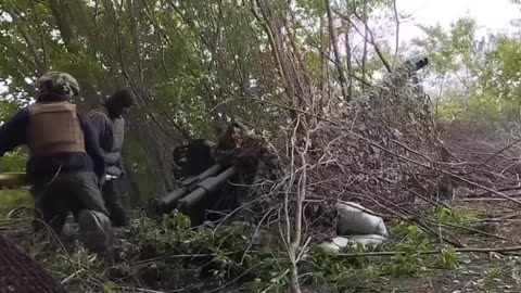 New Footage From Ukrainian 88mm Artillery Guns