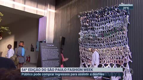 Modelos com mais de 70 anos são destaque no São Paulo Fashion Week | SBT Brasil