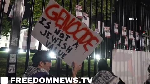 INSURRECTION ALERT: Pro-Hamas protesters ignore Secret Service, surround the White House..