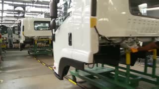 Satisfying Truck Making Process In Japan