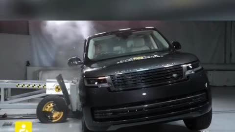 Range Rover 2022 5 Star Crash Test