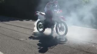 Honda XR650L Burnout