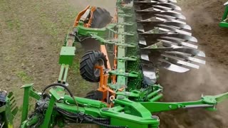 Agriculture field working video Please weatch