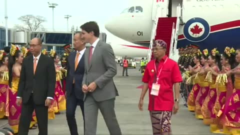 Canadian Prime Minister Justin Trudeau arrives in Bali for G20 summit _ AFP