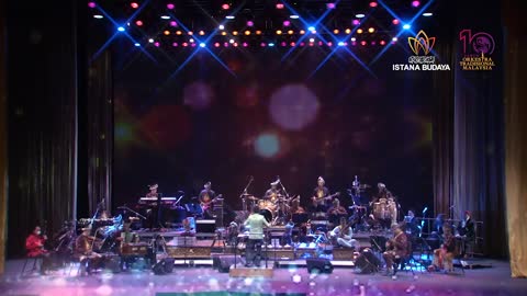 ISTANA BUDAYA: Colours of Malaysia Showcase, Lagu 'Overture Star'