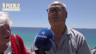 Una pareja catalana votará a VOX el 23J porque Abascal es "muy majo y muy fiel"