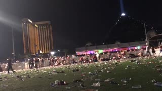 Raw video from Las Vegas shooting