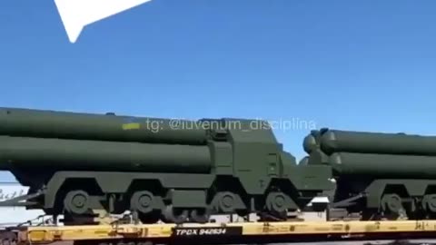 Russian SAM missile truck mockups on Norfolk Southern railcars, June 2023