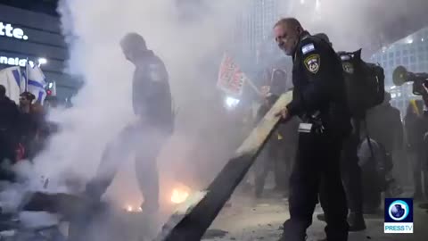 Scuffles, Arrests at Anti-Netanyahu Protest