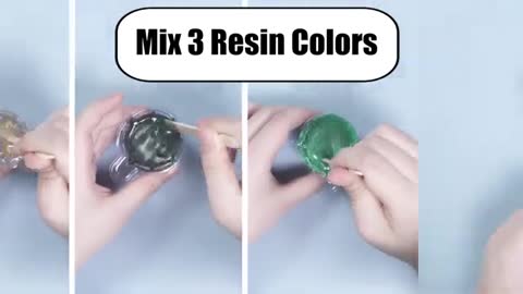 👀Watch Me Resin-How to make UV Resin Mobile Phone Stand and Earphone Case📱