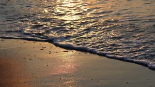 Relaxing small ocean waves lapping on sandy beach for sleep, meditation, study