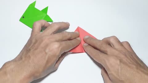 How to Make a Fish Out of Paper Using Origami