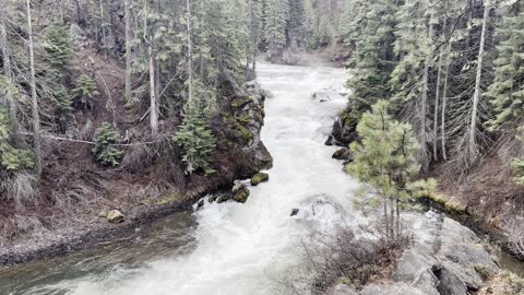 The INCREDIBLE Benham Falls – Deschutes River – Central Oregon – 4K