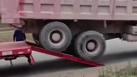 An accident while carrying a lorry