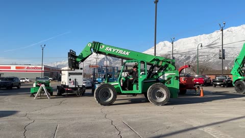 Telehandler Forklift 2013 SkyTrak 6042 4x4x4 6,000 LB 42’ Reach Cummins Diesel Telescopic Fork Lift