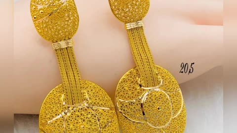 Dubai Gold Earrings Designs 2021 _ Latest Gold Earrings Models _ Jewellery Design Images