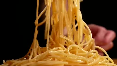 nickdigiovanni-let-s-make-roast-beef-carbonara-1920-ytshorts.savetube.me