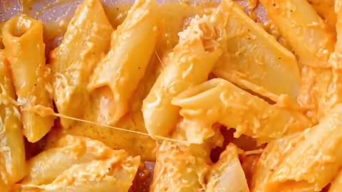 What's GOUDA DEF this roasted garlic, gouda and pumpkin pasta