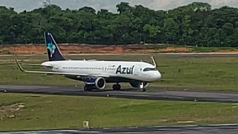 Airbus A320NEO PR-YRI pousa em Manaus vindo de Campinas
