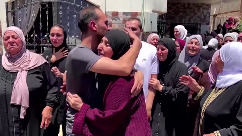 Palestinians mourn two teens killed by Israeli army