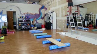 Gymnast misses simple trick