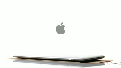 Apple's 2008 MacBook Air ad video (2008)