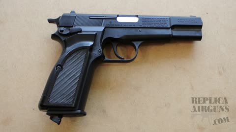Browning Hi-power Mark III CO2 BB Pistol Table Top & Shooting Review