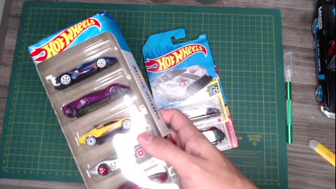 Open blister #hotwheels #unboxing