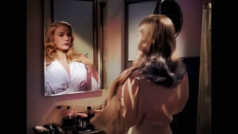 Veronica Lake Sullivans Travels 1941 Bathroom scene colorized 4k