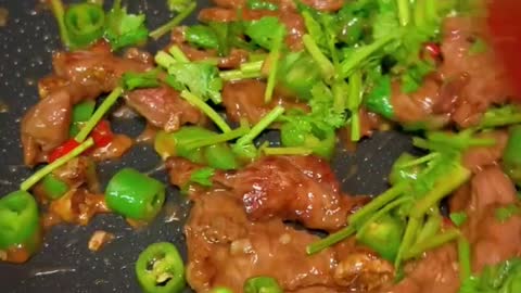 Stir-fried beef