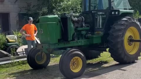 John Deere 4440 Pulling Tractor