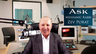 A Must Watch! The Real Passover Meal - Messianic Rabbi Zev Porat Preaches