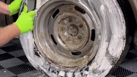 This Wheel Hasn't Been Cleaned Since 1988