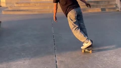 Filmed by some random girl with a fucked up ankle who’s finna wrastle.